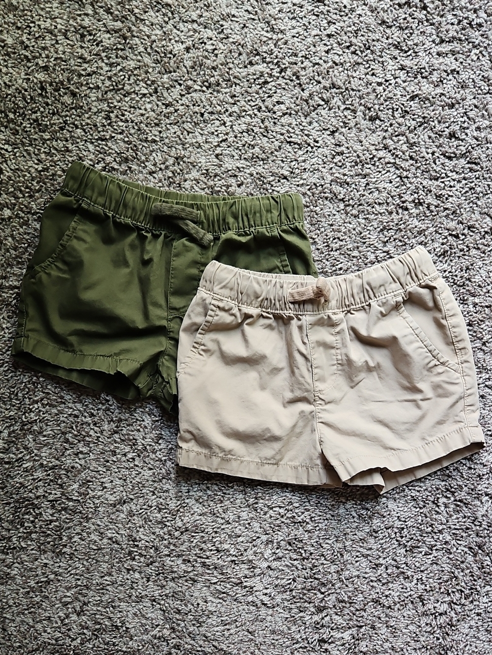 Bundle of 2 VGUC Carter's Cotton Twill Shorts Tan and Olive Green Size 24 Months